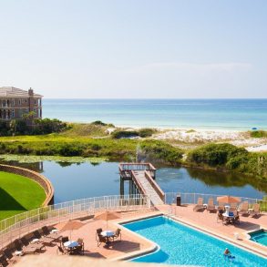 SAn REmo view of the pool and gulf
