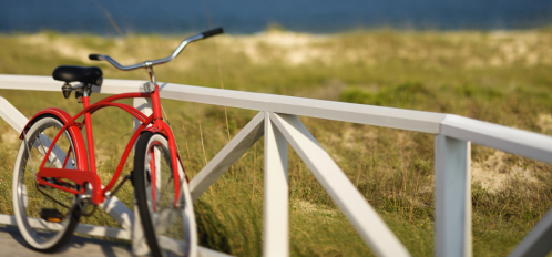 beach cruiser bike near beach